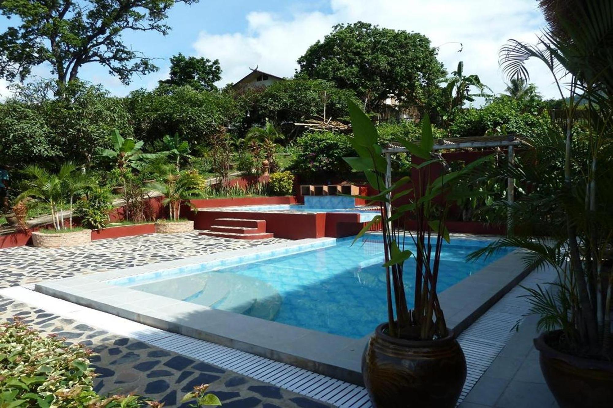 Old Tree'S House Hotel Mae Ai Bagian luar foto