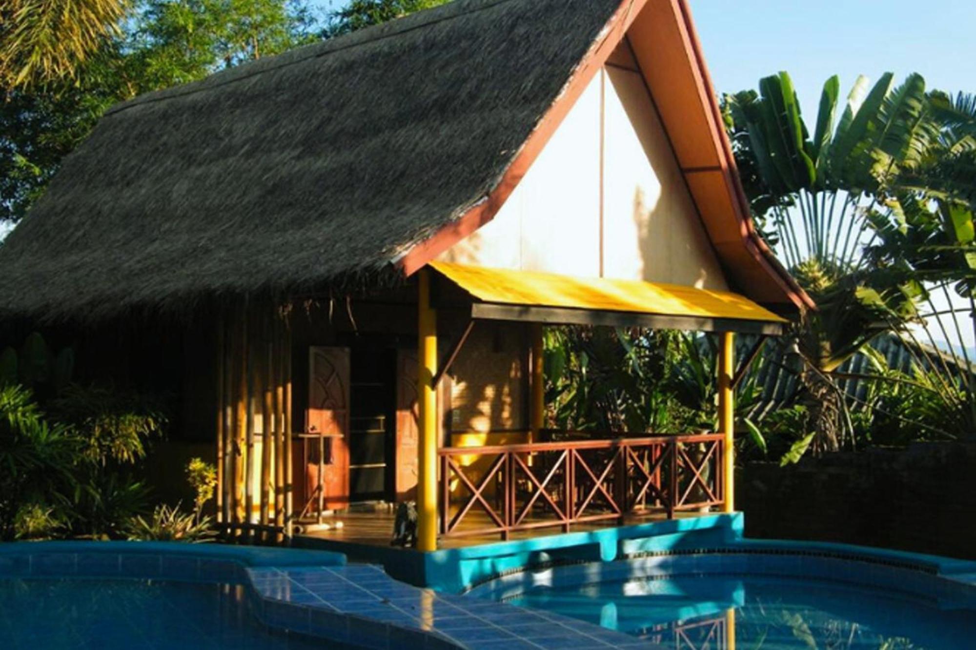 Old Tree'S House Hotel Mae Ai Bagian luar foto